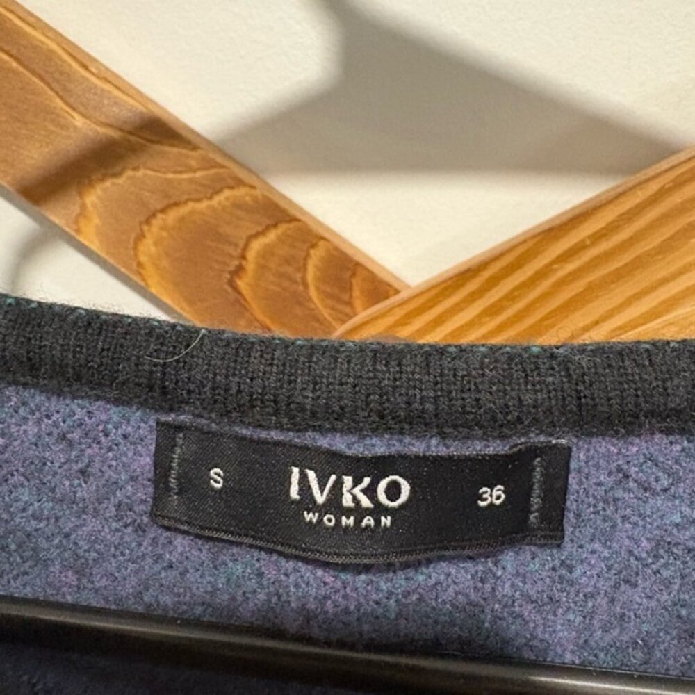 IVKO Intarsia Dress, Floral Pattern - Picture 11 of 11